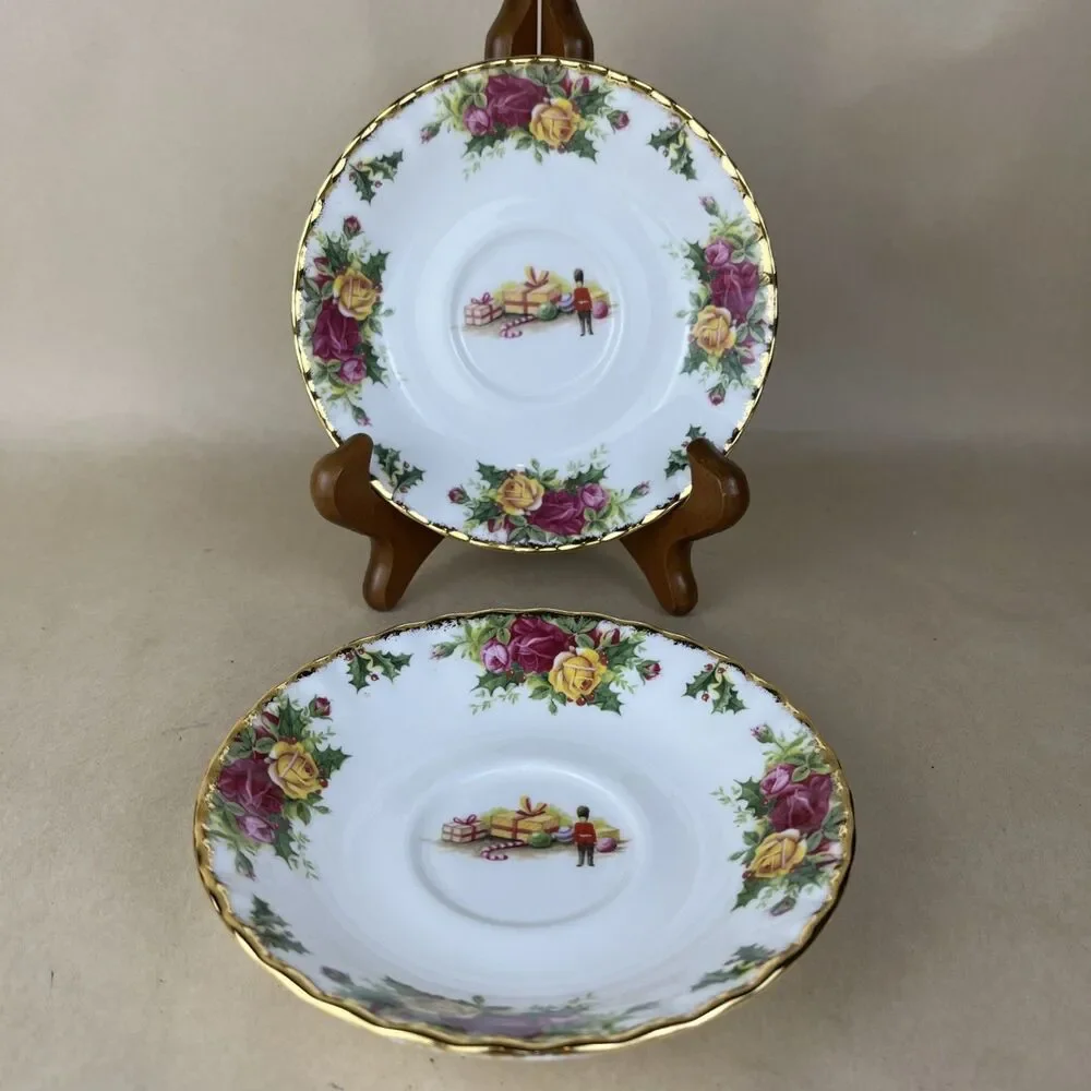 2 Royal Albert Christmas Magic Replacement Saucer 5.5” Bone‎ China 1990 EUC